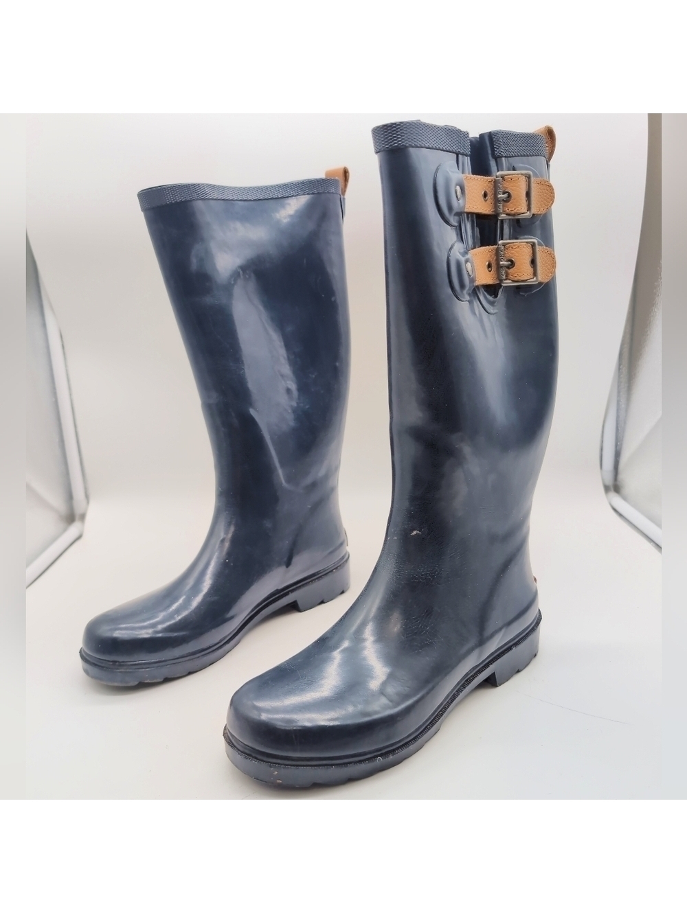 Chooka Dark Blue Rain Boots Buckles 6 1011997 WSC 14042801